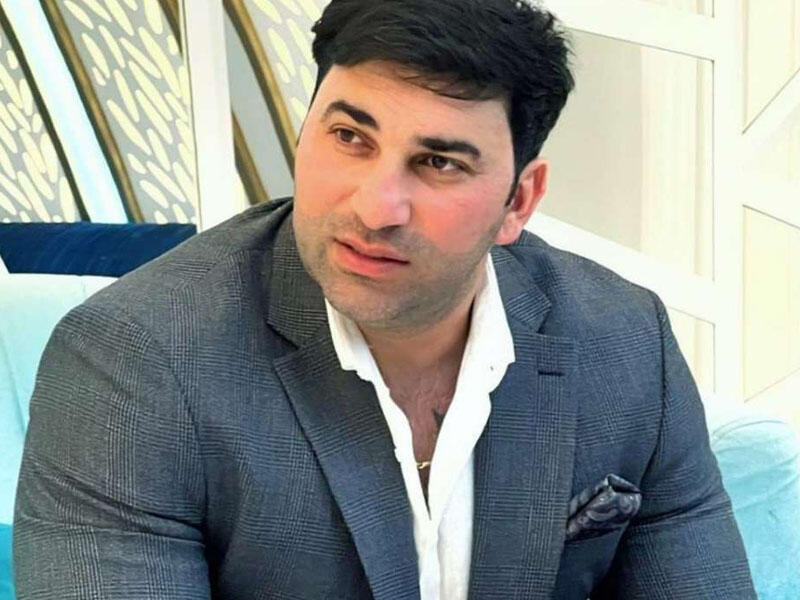 Kamilin qızı ilə efirdə k&ouml;vrək anları 