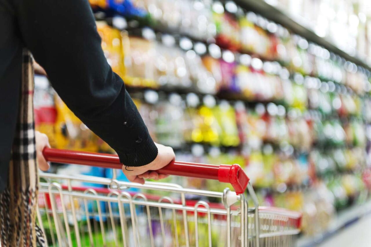 Bu market yararsız məhsullar SATIRMIŞ