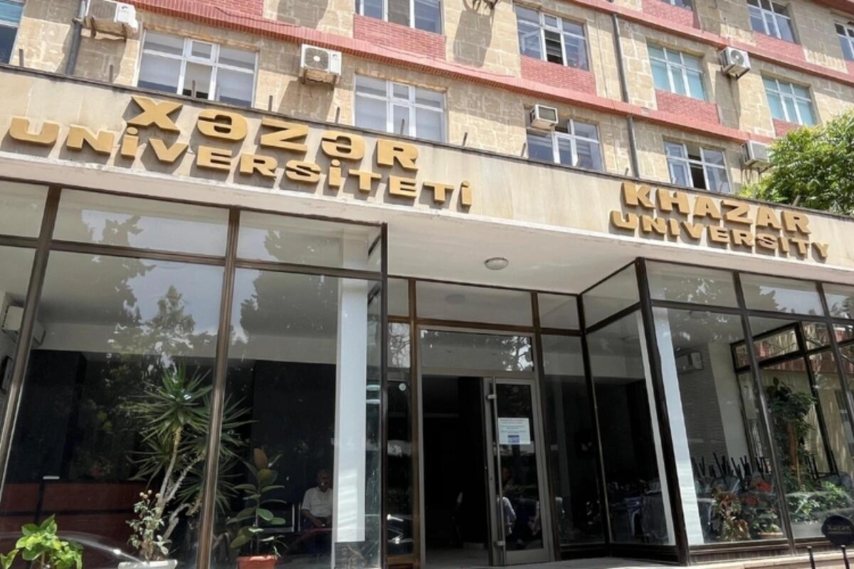 Fərid Xəzər Universitetinə bıçaqla giribmiş  DETALLAR