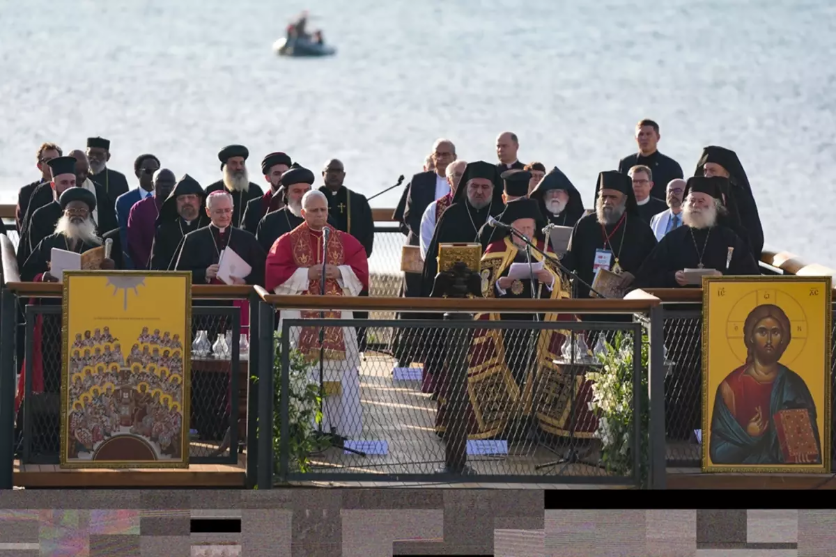 Papa T&uuml;rkiyədə "Allahu Əkbər"lə qarşılandı 