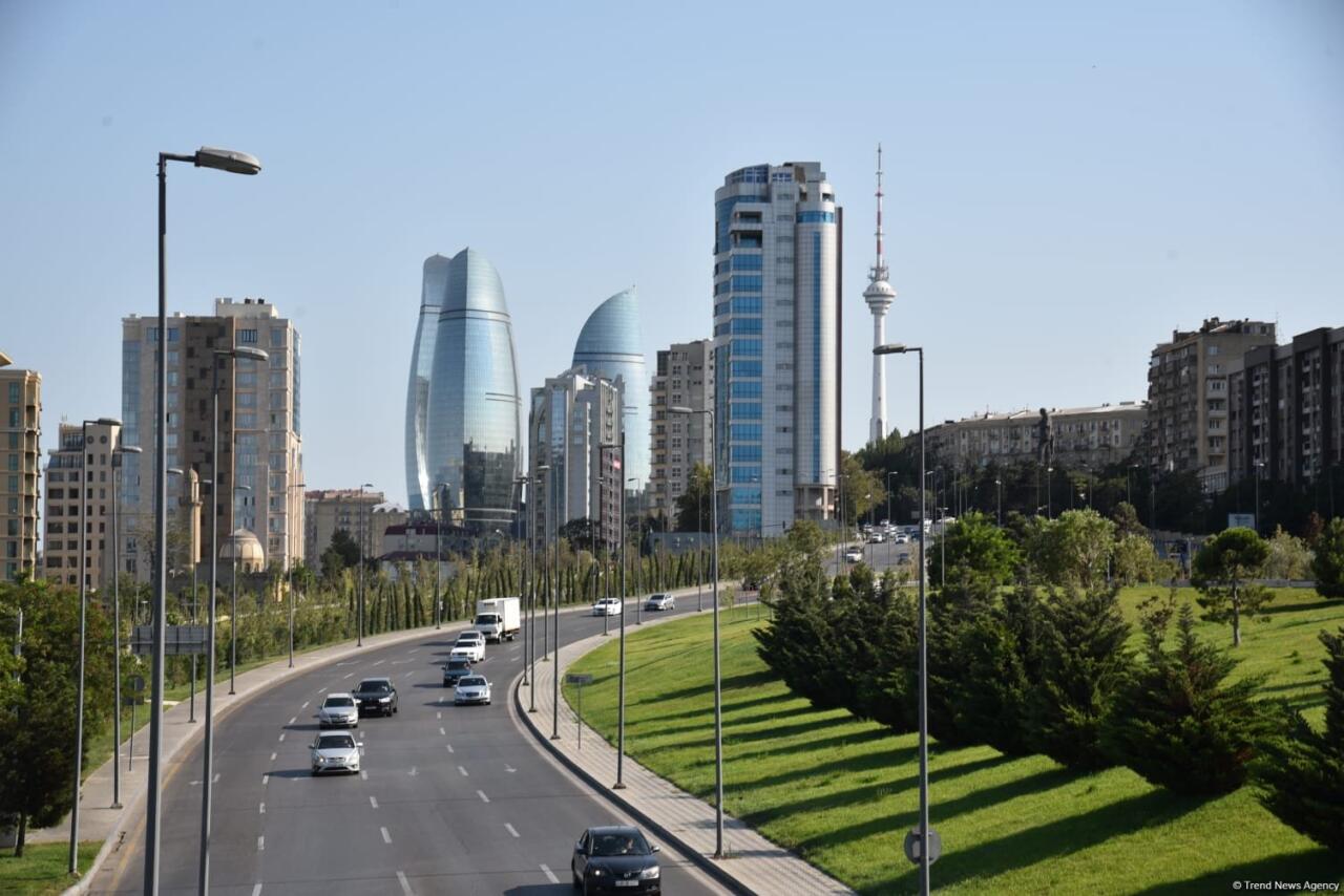 Sovetskinin yerində “yaşıl” ümid: Bakı sakinləri Mərkəzi Parkla bağlı fikirlərini bölüşür  FOTO