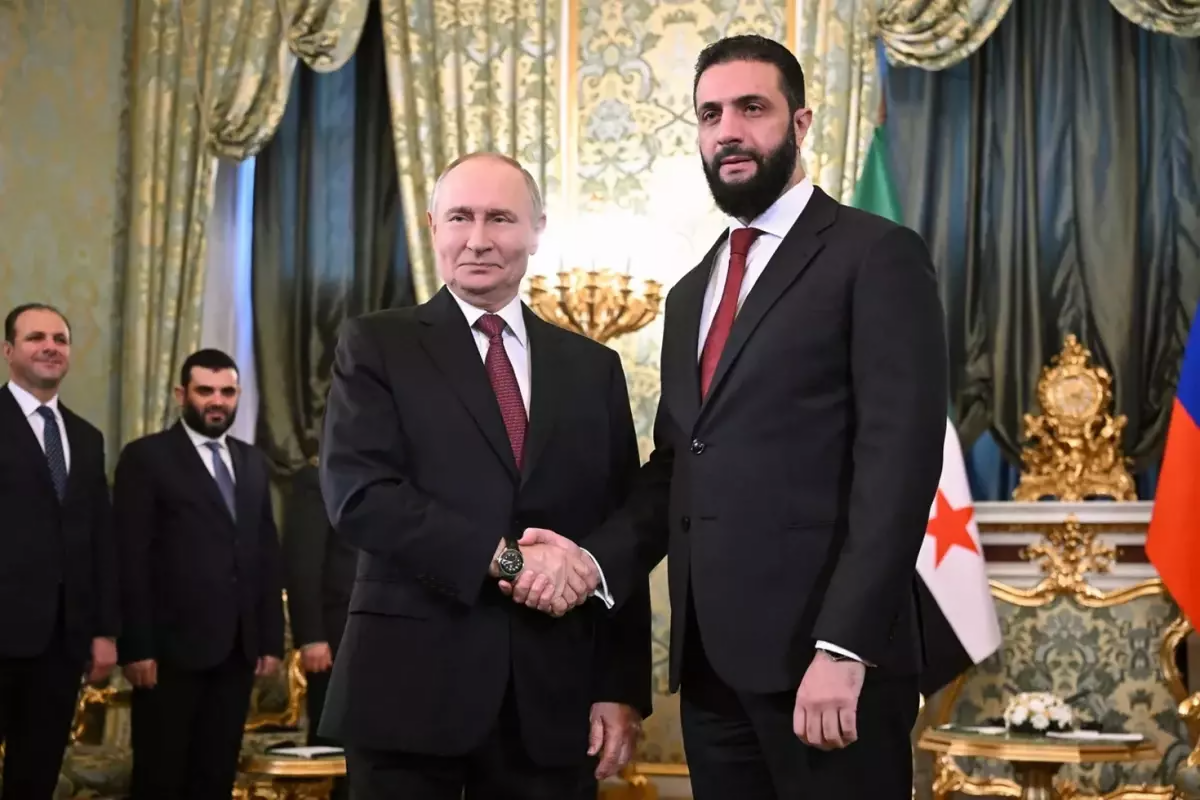 Putinlə Əhməd əlŞaraa görüşdü  VİDEO