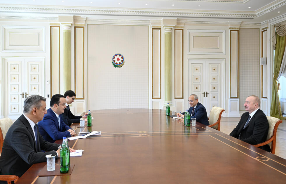 Prezident İlham Əliyev Özbəkistanın investisiya, sənaye və ticarət nazirini qəbul edib  FOTO