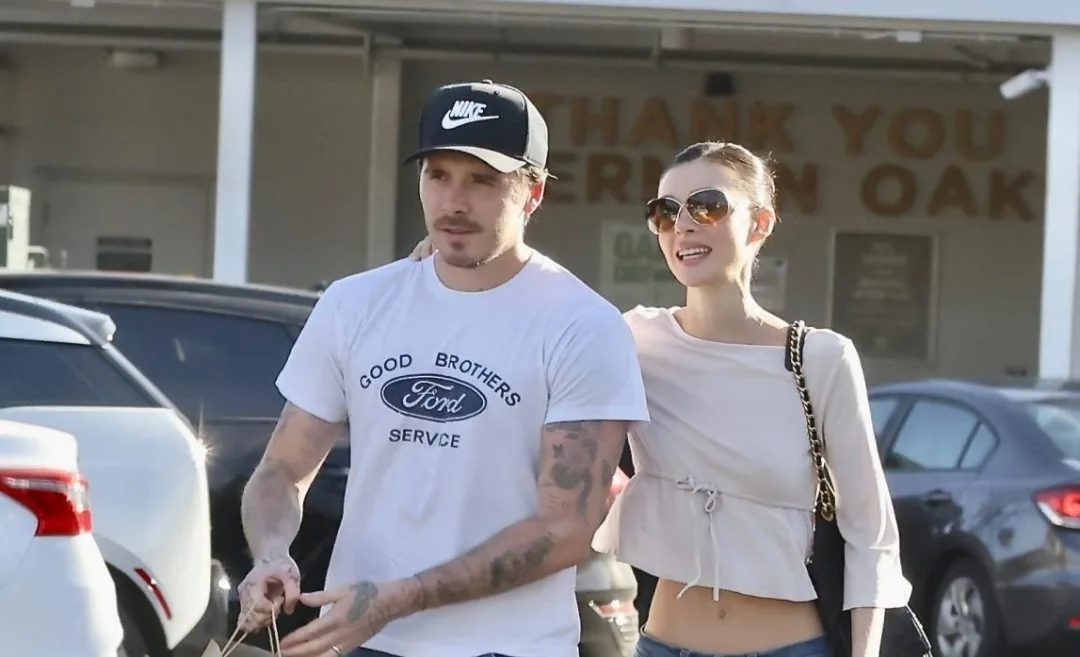 Bruklin atasına həsr etdiyi d&ouml;yməni dəyişdirdi