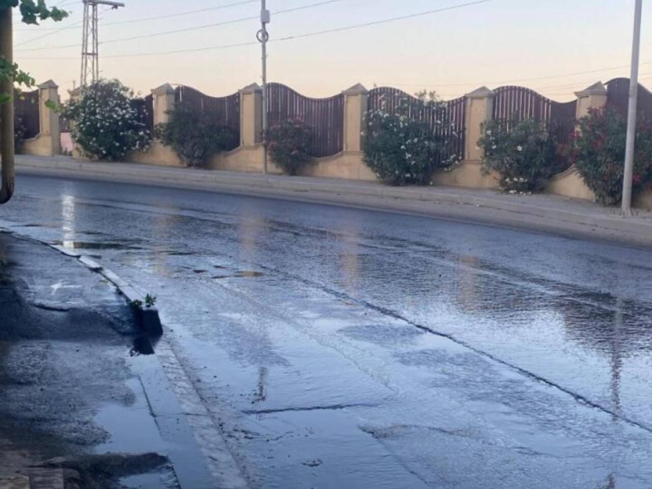 Bakının ortasında kanalizasiya "fəlakəti"  Qurumdan AÇIQLAMA