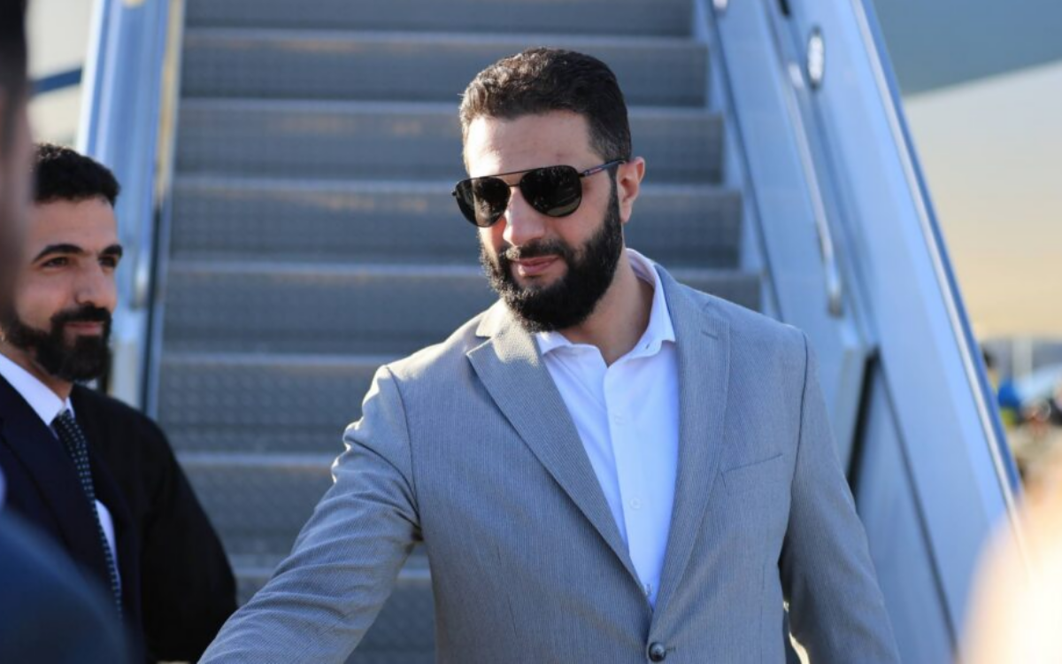 Əhməd əşŞara Rusiyaya gedir 