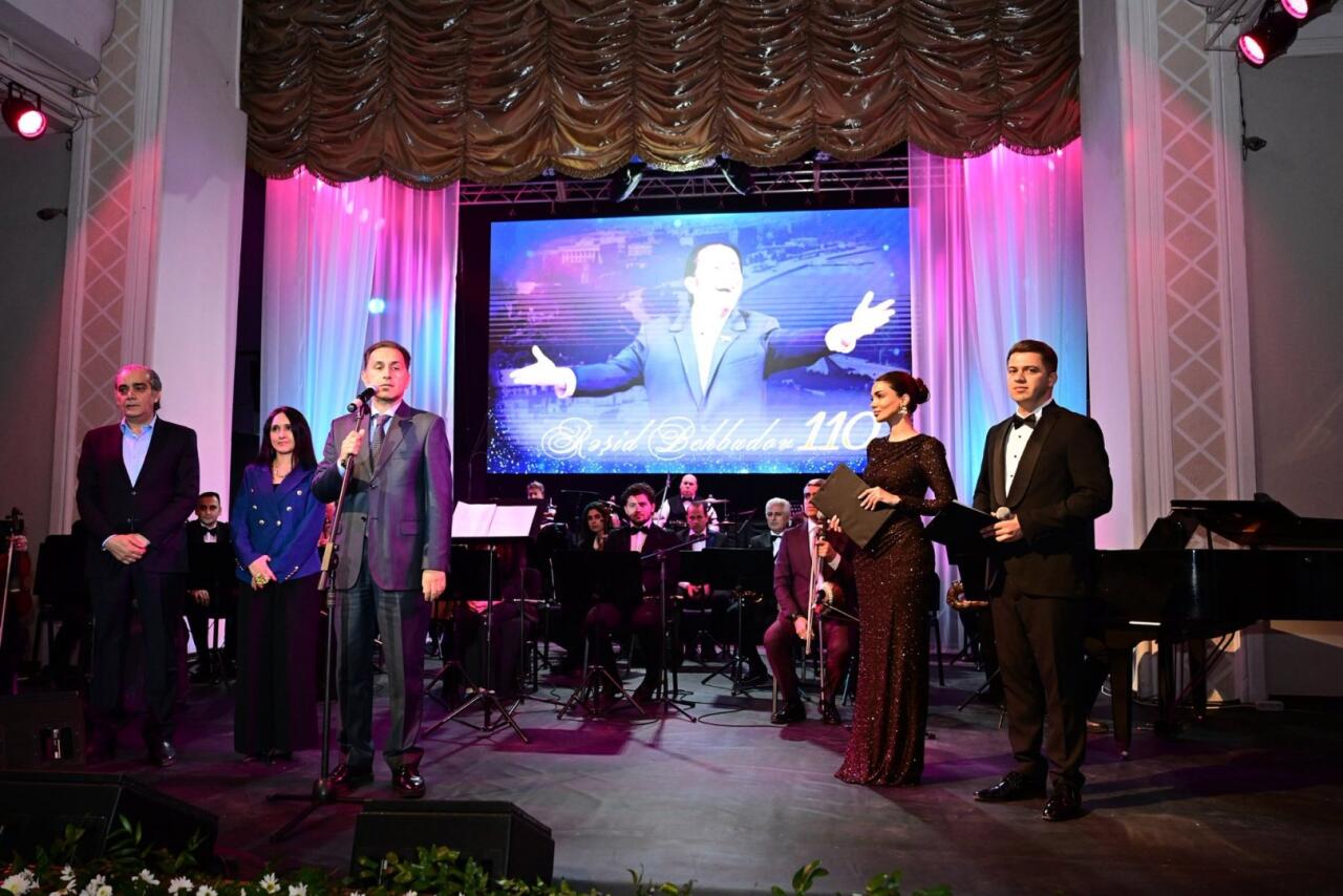 Rəşid Behbudovun 110 illik yubileyinə həsr olunmuş qala gecə ke&ccedil;irilib  FOTO