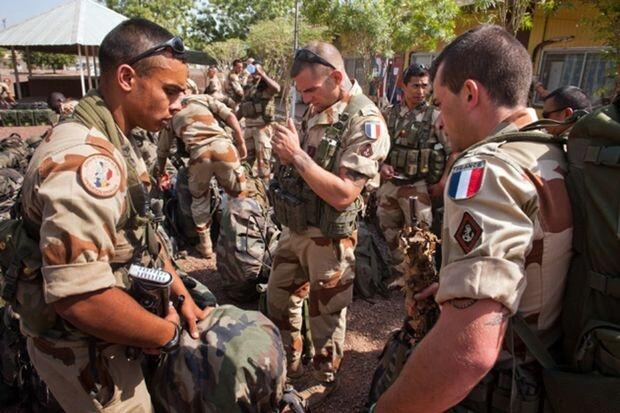 Fransız ordusu Burkina Fasodan