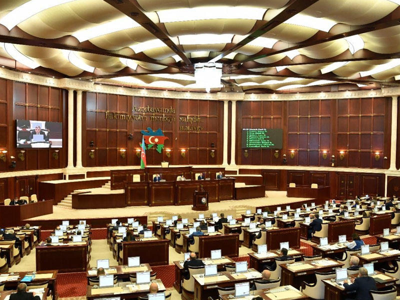 Parlamentin n&ouml;vbəti iclası BAŞLADI