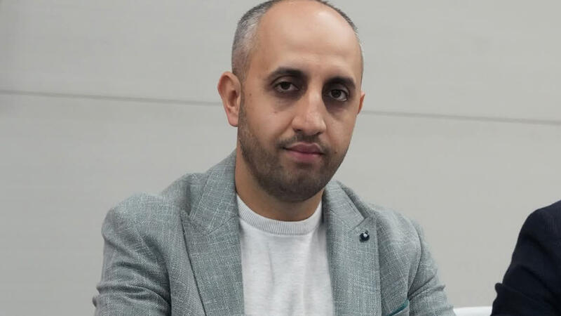 Zaur H&uuml;seynov istefa verdi