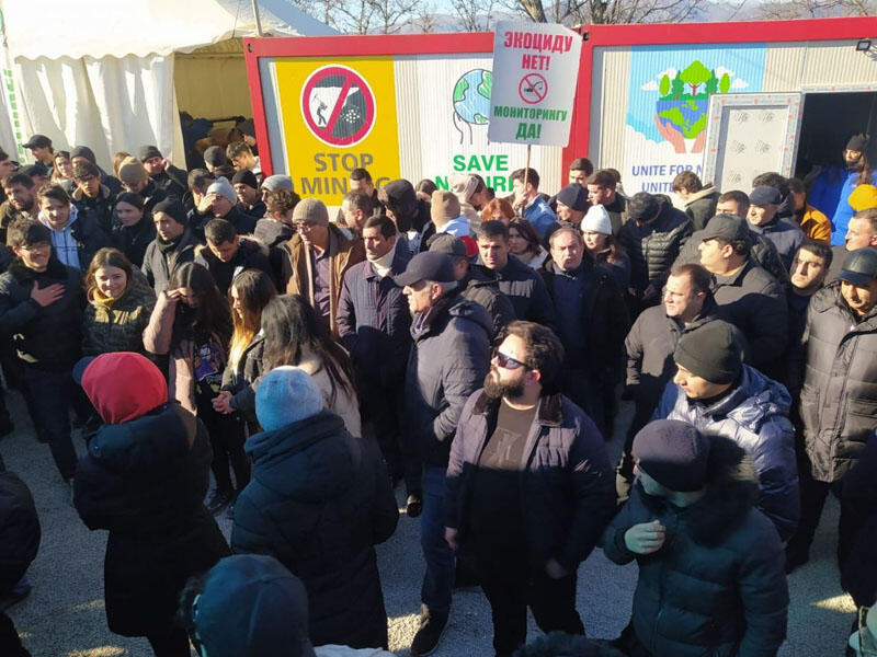 Laçın yolundakı aksiyaya qoşulanların sayı artır  FOTO