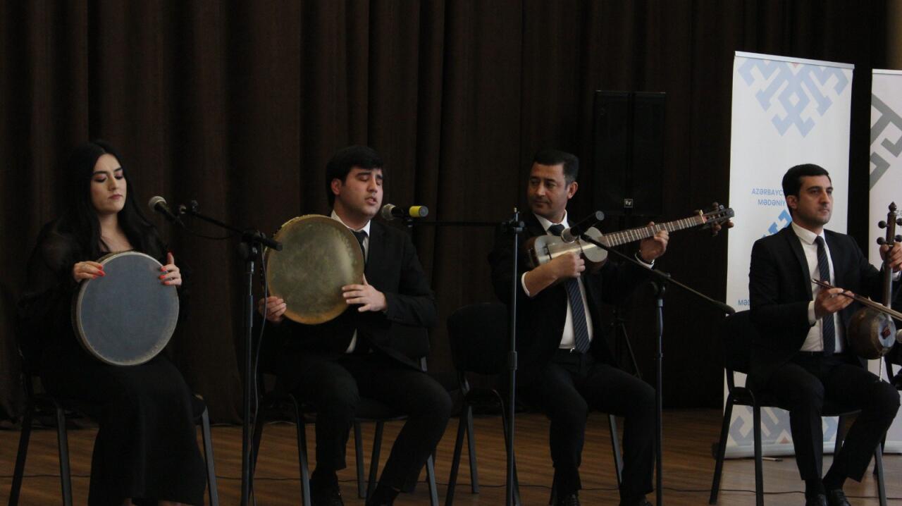 Qaxda “Sənətkarın dostu” layihəsi çərçivəsində Xalq artisti Zabit Nəbizadə ilə görüş keçirilib 