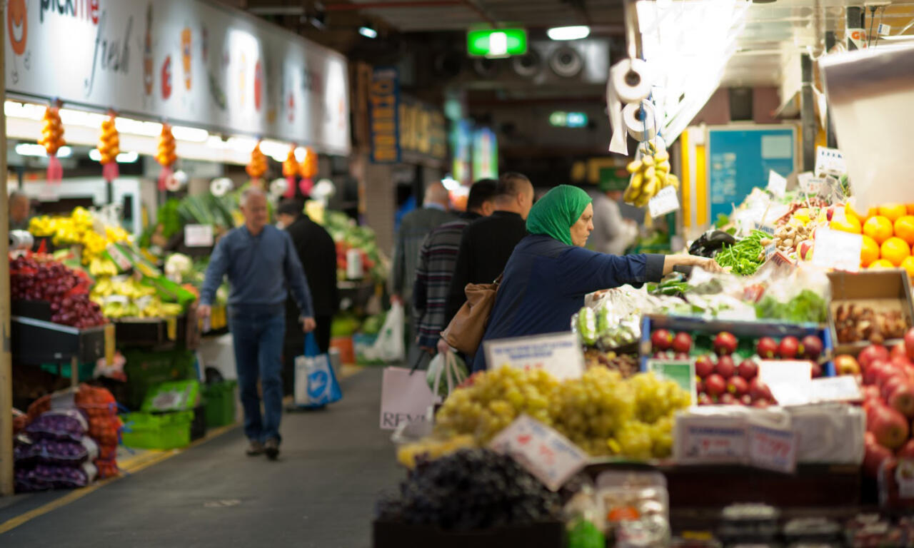 Azərbaycanlı alverçini bazarda