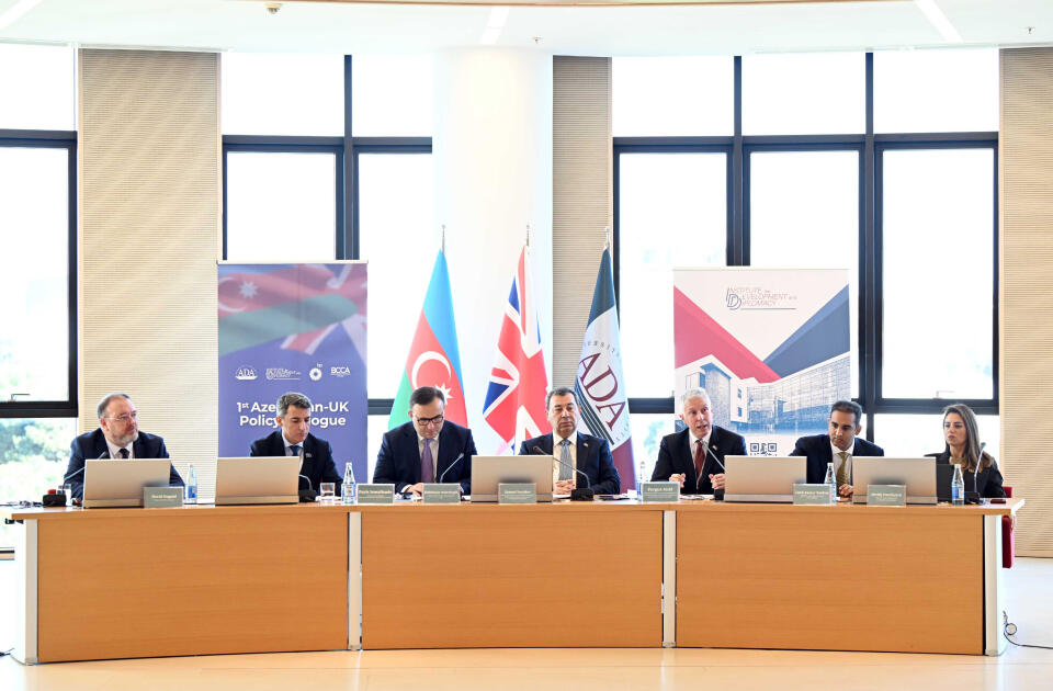 ADA Universitetində 1ci AzərbaycanBirləşmiş Krallıq Siyasət Dialoquna başlanılıb 