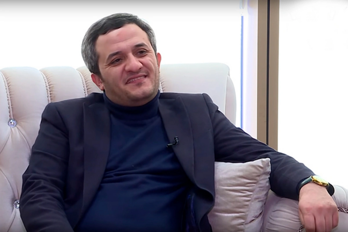 Meyxanaçı azyaşlı oğluna “Range Rover” aldı  VİDEO