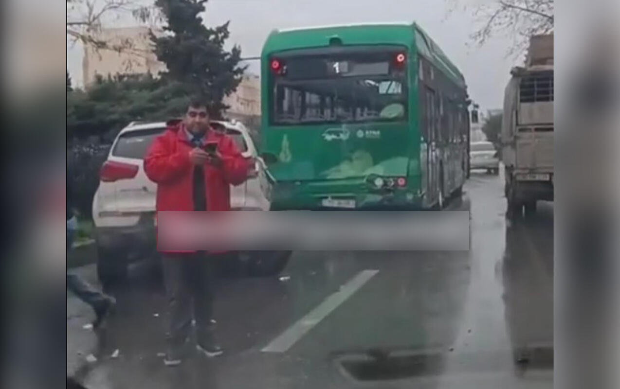 Bakıda marşrut avtobusları toqquşdu  Xəsarət alan var