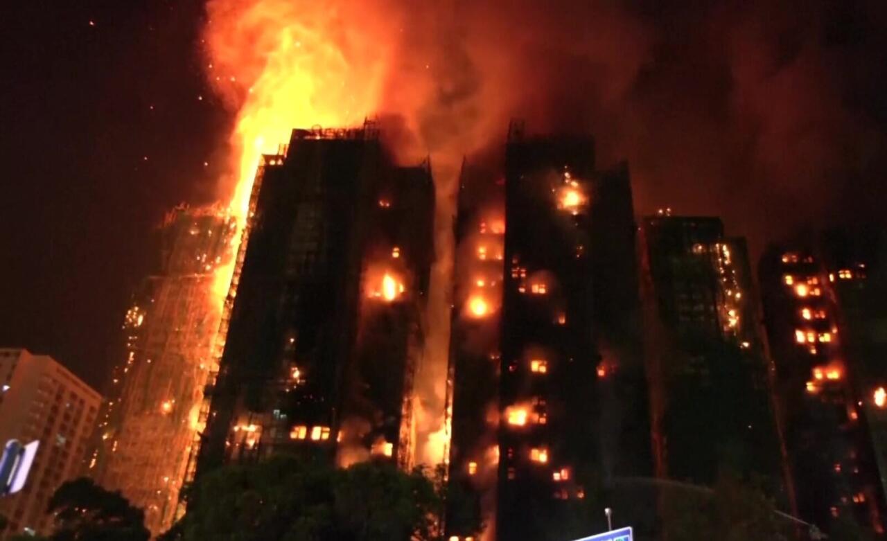 Honkonqda binada güclü yanğın  Çox sayda ölən və yaralanan var  VİDEO