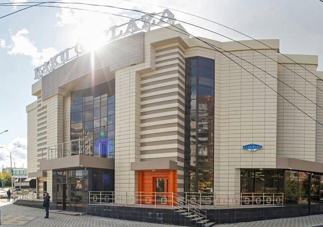 "Baku plaza" ticarət mərkəzində ƏMƏLİYYAT  Araşdırma davam edir