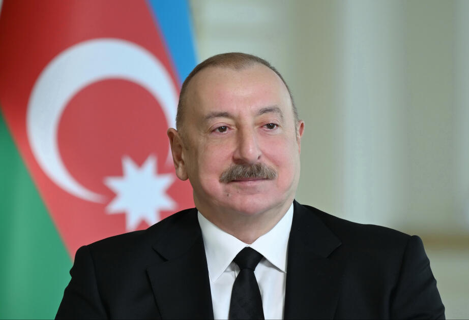 Prezident: Azad olunmuş ərazilərin “yaşıl enerji” zonası kimi inkişafı dayanıqlı enerji strategiyasının əsas istiqamətidir