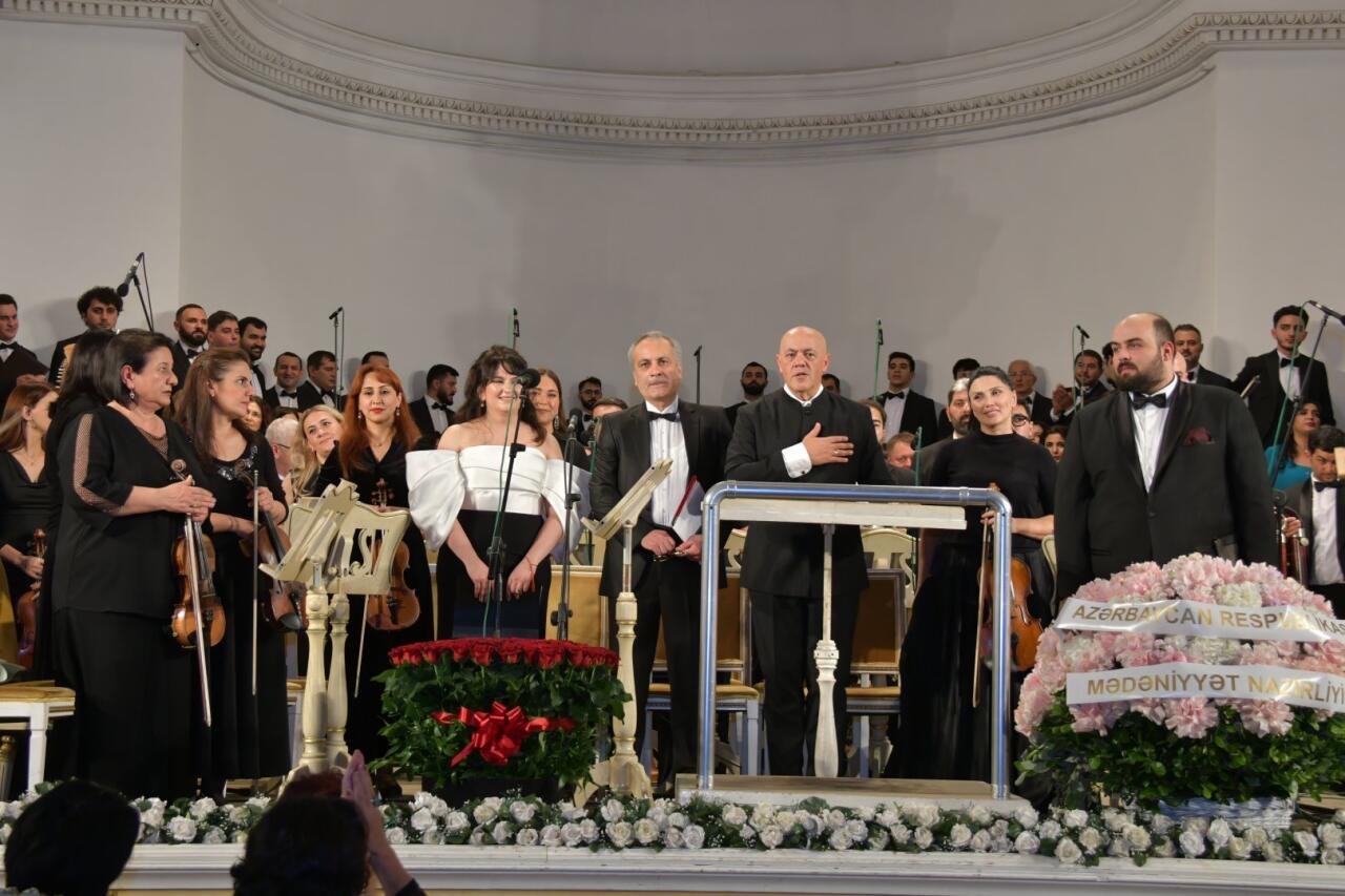Vasif Adıg&ouml;zəlovun 90 illik yubileyinə həsr olunmuş m&ouml;htəşəm konsert ke&ccedil;irilib &ndash; FOTO