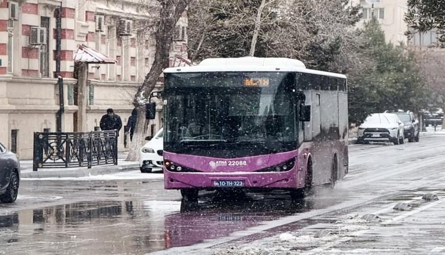 Hava şəraiti ilə əlaqədar avtobusların hərəkətində gecikmələr var? 