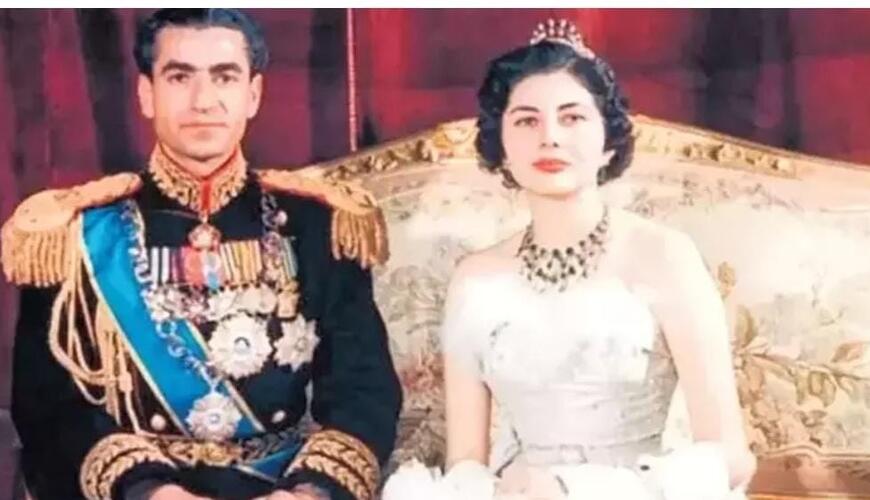 İranın h&uuml;z&uuml;nl&uuml; S&uuml;rəyyəsi: Şah onu boşayanda niyə ağlayırdı? 
