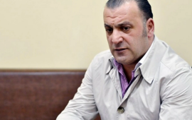 Nazim Pişiyari tanınmaz halda 