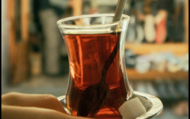 Hər g&uuml;n qara &ccedil;ay i&ccedil;məyin 6 m&ouml;c&uuml;zəvi faydası