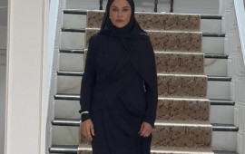 H&uuml;lya Avşar hicab bağladı 