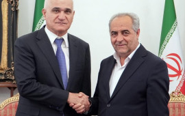 Şahin Mustafayev Araz dəhlizində 