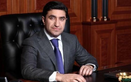 Azərbaycandan Qod Nisanovun oğlunun toyuna bu müğənnilər gedəcək  ADLAR