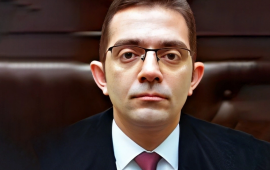 Onun hakim fəaliyyətinə xitam verildi