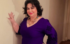 "60 yaşı var, qarınıayaqları a&ccedil;ıq formada..."