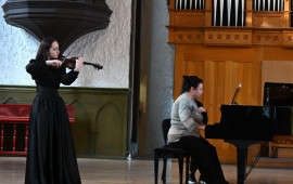 Filarmoniyada abonement konsertləri: musiqi ilə yazılan tarix və sənət yol&ccedil;uluğu 