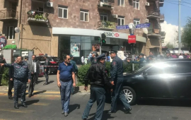 Ermənistanda atışma 