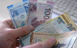 Pensiyaçılar üçün 245 manat, uşaqlar 260...  Milli Məclis qəbul etdi