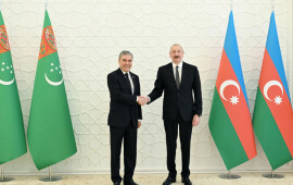 Prezident İlham Əliyev Qurbanqulu Berdiməhəmmədova zəng edib
