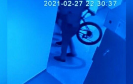 Evlərdən qaz sayğacları, skuter və velosiped oğurlayanlar saxlanıldı