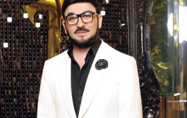 Tolikin bacısı bu məşhur aparıcının qohumuna ərə gedir