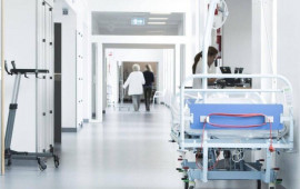 Ayağından xəsarət alan kişi xəstəxanada &Ouml;LD&Uuml;