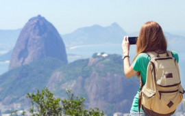 Pandemiyadan sonra Azərbaycana turist axını rekord həddə çatıb