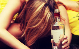Alkoqol qadınlarda beynin immun müdafiəsini kişilərdən daha çox zədələyir