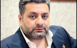 "Allahı baba bilməli olduğun yaşda, dostuna Allahdan rəhmət diləmək.." 