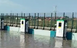 Məntəqəni su basdı, sürücülər çarəsiz qaldı 