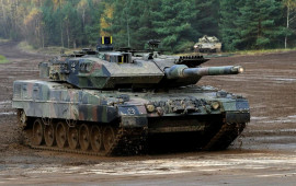 Kanada dörd "Leopard 2" tankından birincisini Ukraynaya göndərib