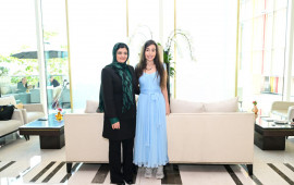 Leyla Əliyeva ƏbuDabidə əfqanıstanlı qadın h&uuml;quqları fəalı və tədqiqat&ccedil;ısı Zarqa Yaftalı ilə g&ouml;r&uuml;ş&uuml;b