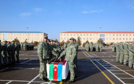 Gənc əsgərlərin andi&ccedil;mə mərasimləri ke&ccedil;irildi