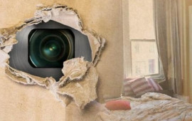 Bakıda y&uuml;ksəkvəzifəli məmurun evinə kamera quraşdırıldı: 840 min dollar aldı