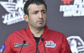 Selçuk Bayraktarın xanımlara baxışları gündəm oldu  VİDEO