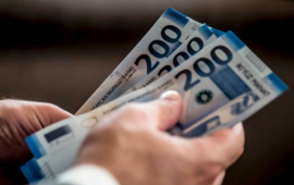 Azərbaycanda bu sahədə çalşanlar 3743 manat